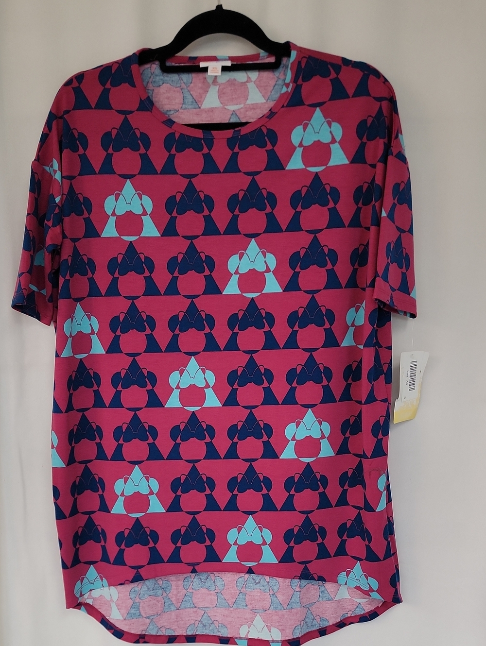 LuLaRoe Short Sleeve Geometric Tee in Pink, Aqua & Navy